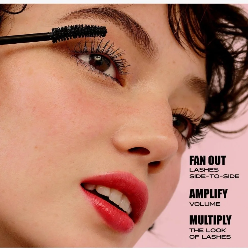 BENEFIT COSMETICS Fan Fest Fanning & Volumizing Mascara In Hyper Black